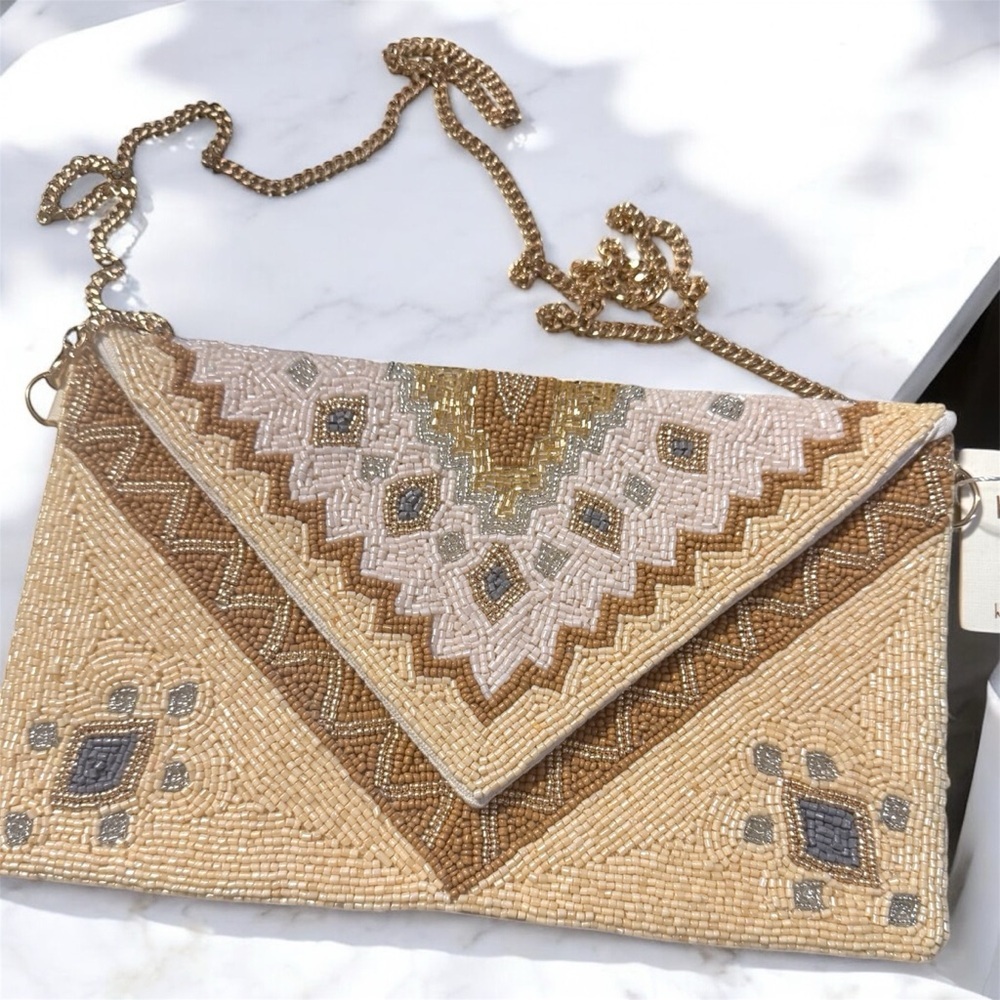 Kay Lee Elegant Beaded Clutch with Gold Chain